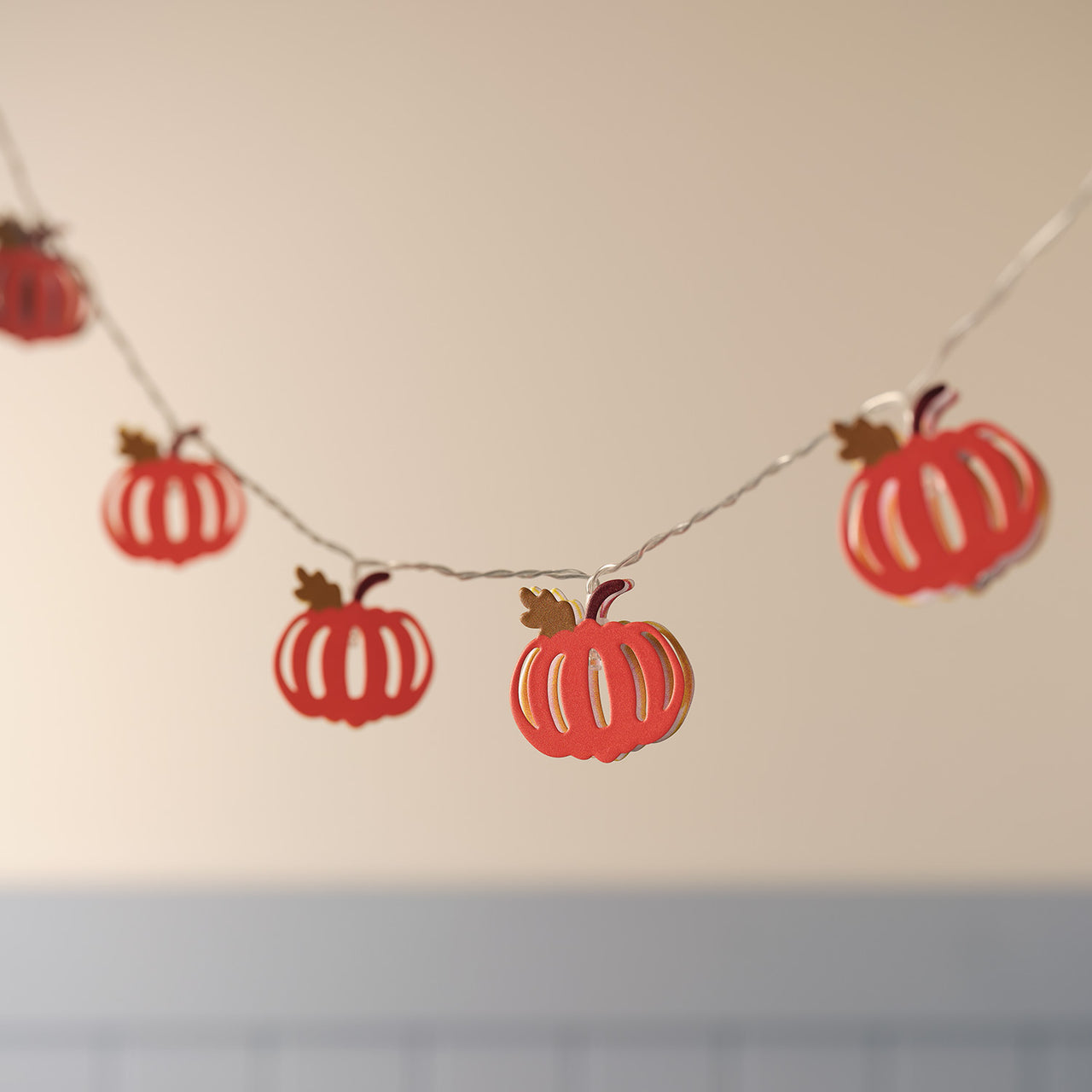 Guirlande Lumineuse à 10 Citrouilles Automnales en Bois