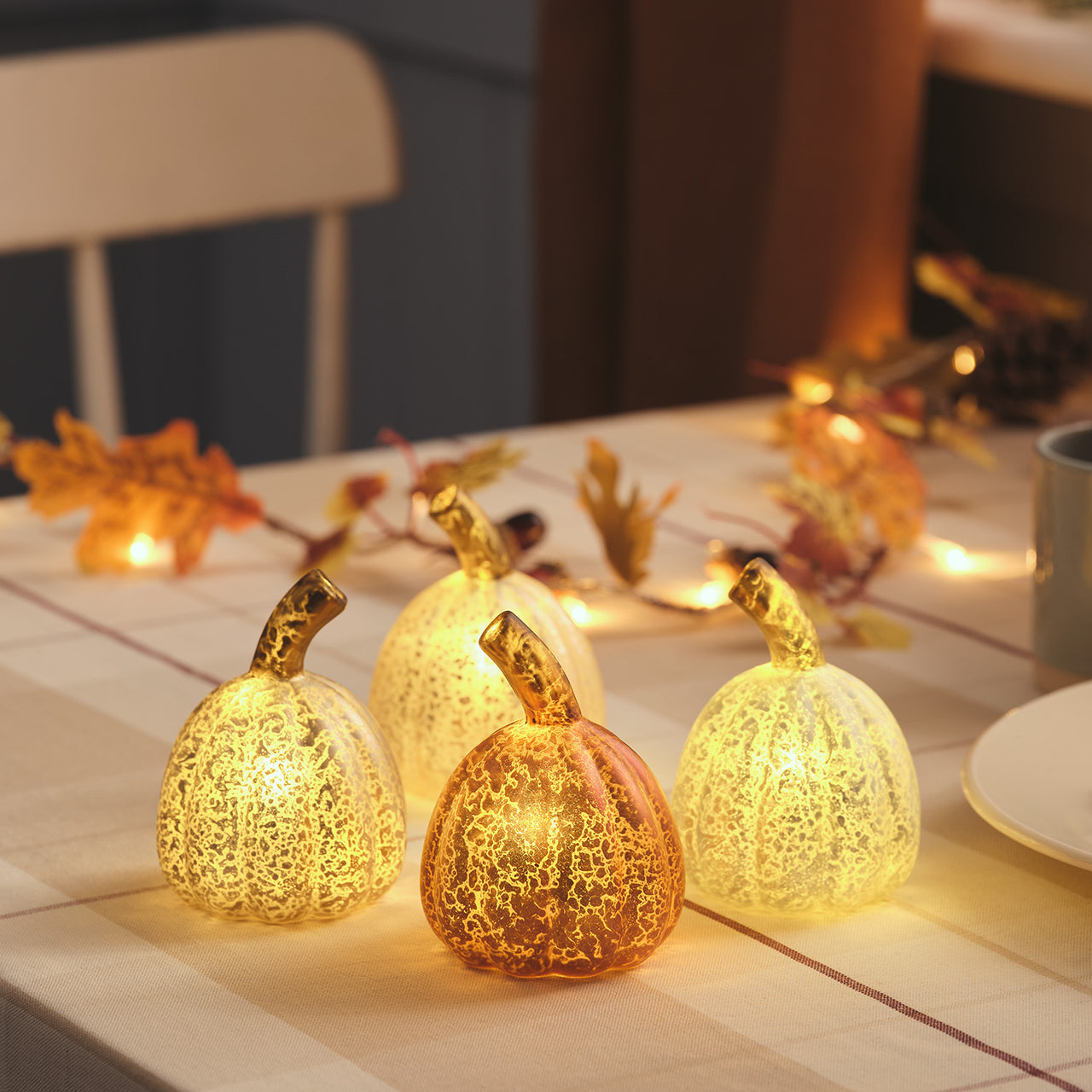 Lot de 4 Mini Citrouilles Lumineuses en Verre à la Patine Blanche