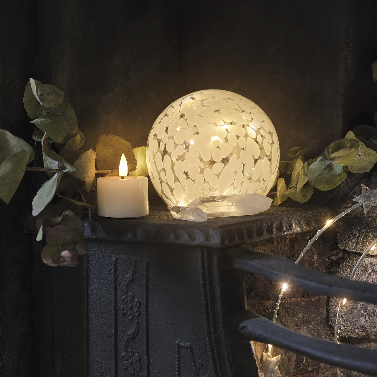 Globe en Verre Confetti Lumineux à LED Blanc Chaud - Standard