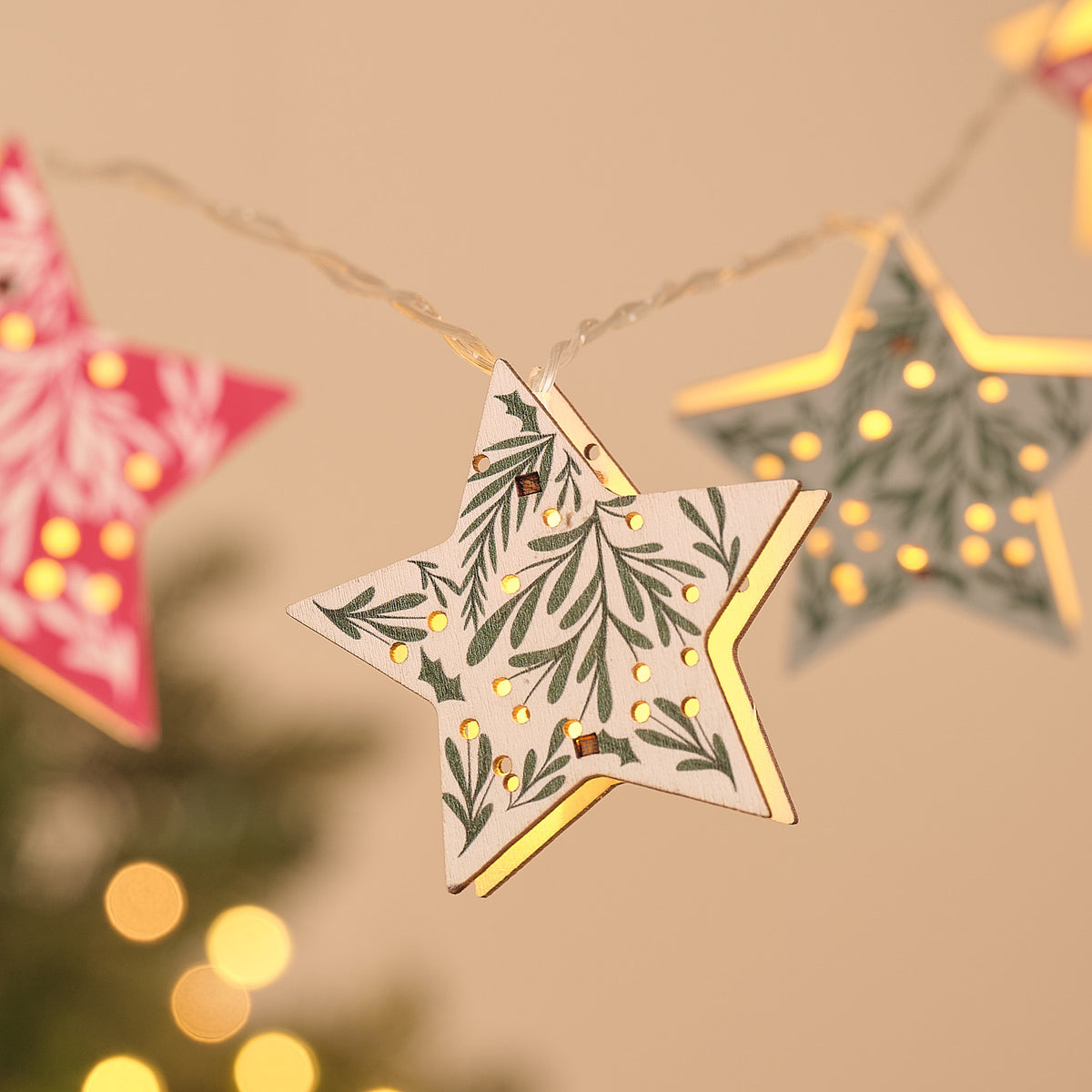 Guirlande Lumineuse à 10 Étoiles en Bois Motif Folk