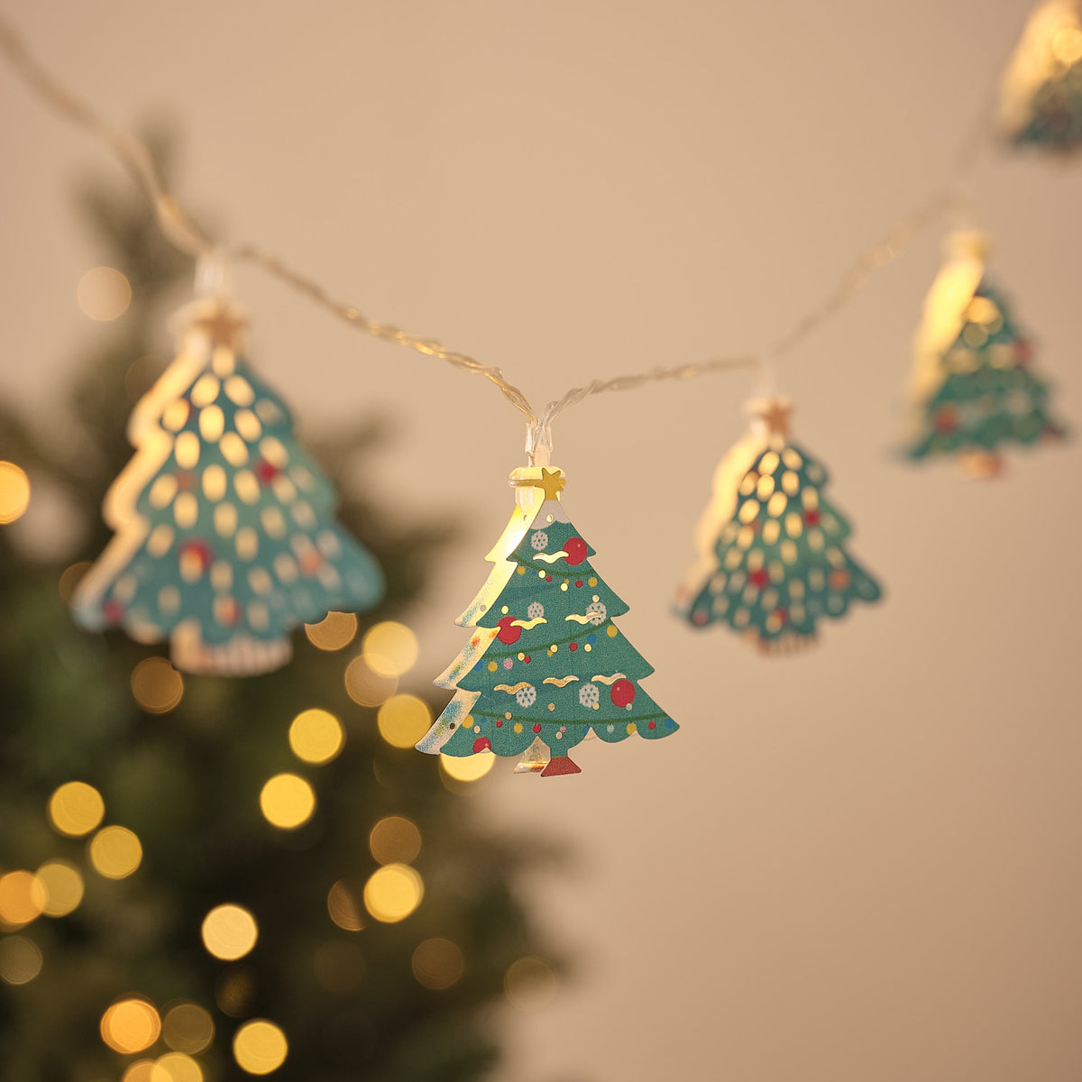 Guirlande Lumineuse à 10 Sapins de Noël en Métal