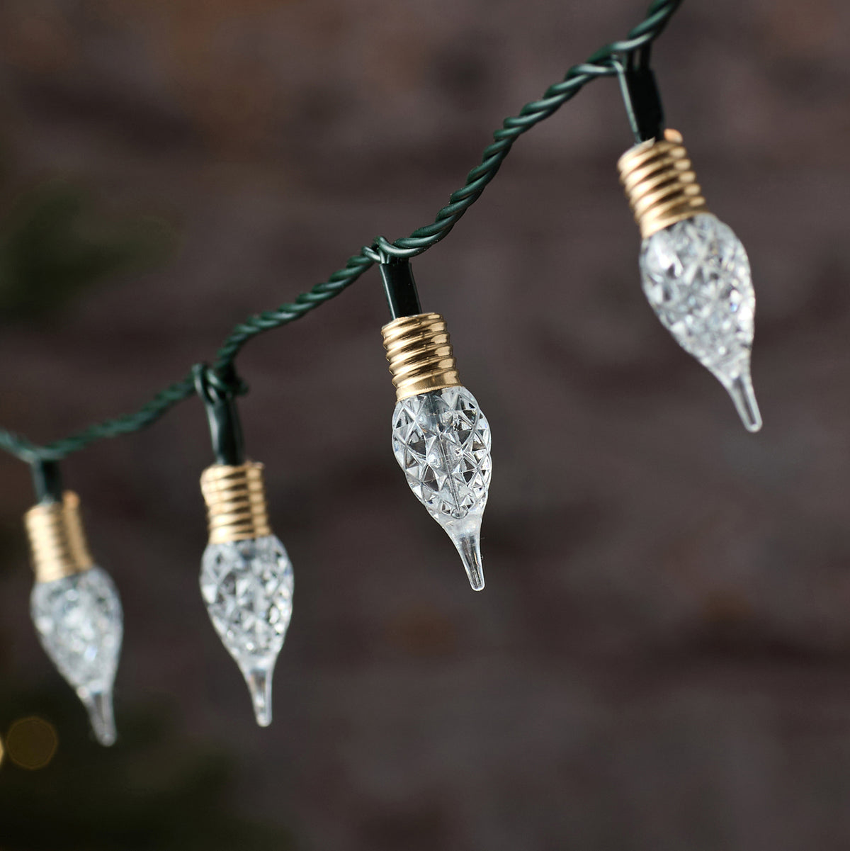 Guirlande Lumineuse Vintage d’Extérieur à 50 Gouttes Facettées Blanc Chaud