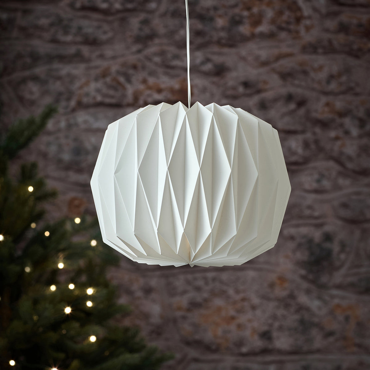 Suspension Lumineuse en Papier d’Extérieur à Piles