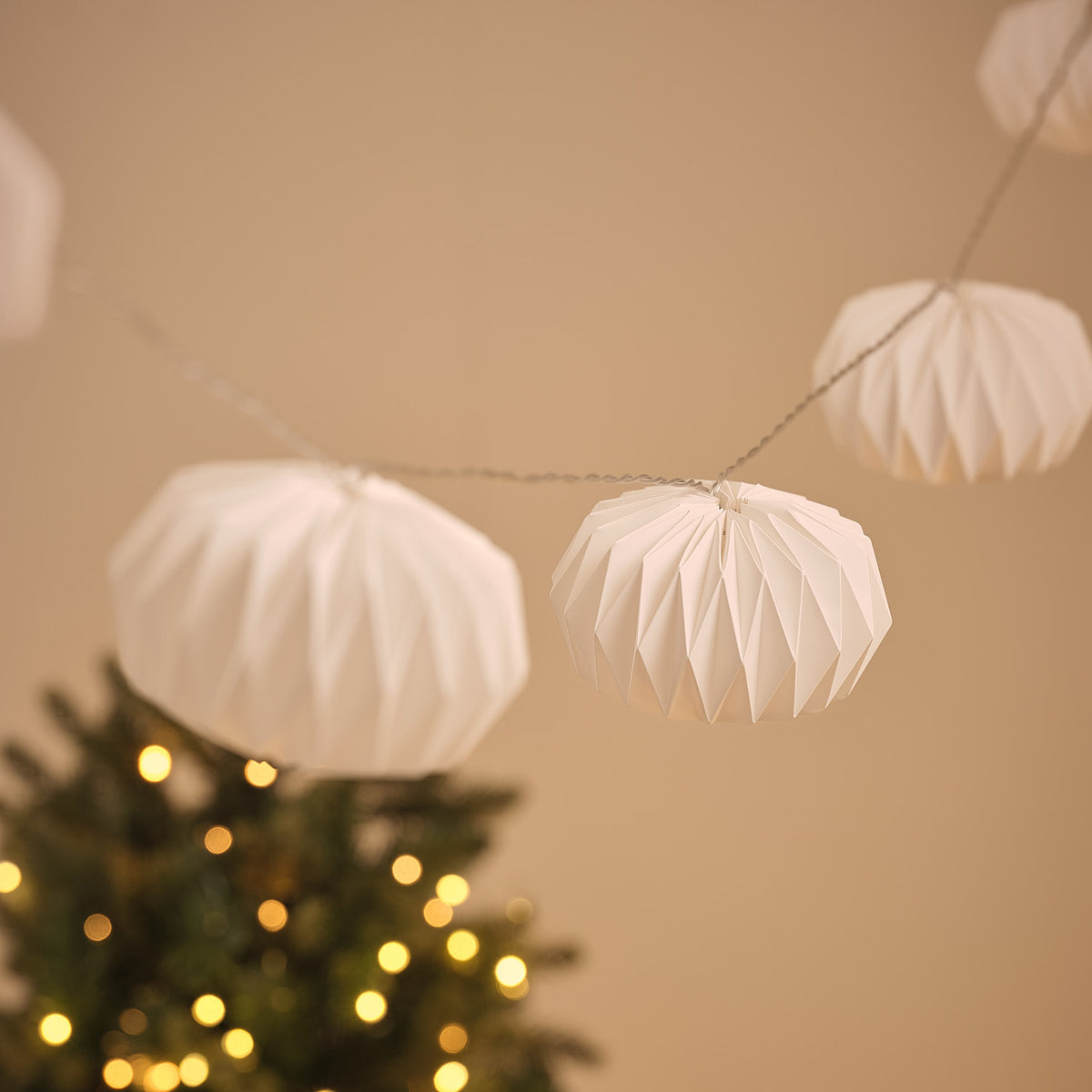 Guirlande Lumineuse d’Extérieur à 10 Lanternes en Papier