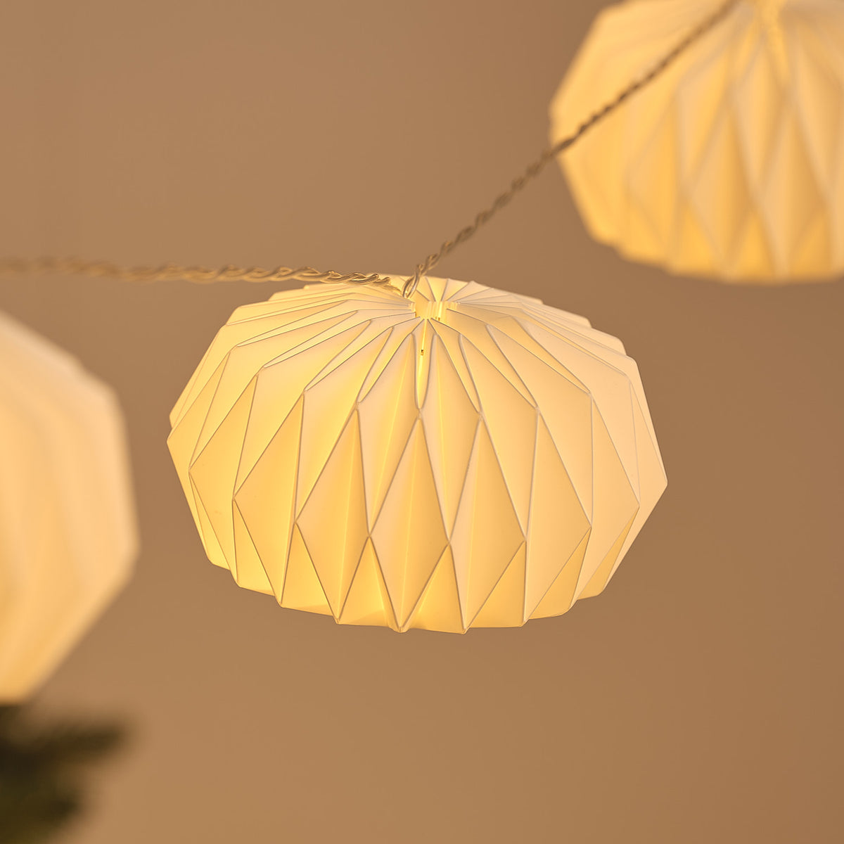 Guirlande Lumineuse d’Extérieur à 10 Lanternes en Papier