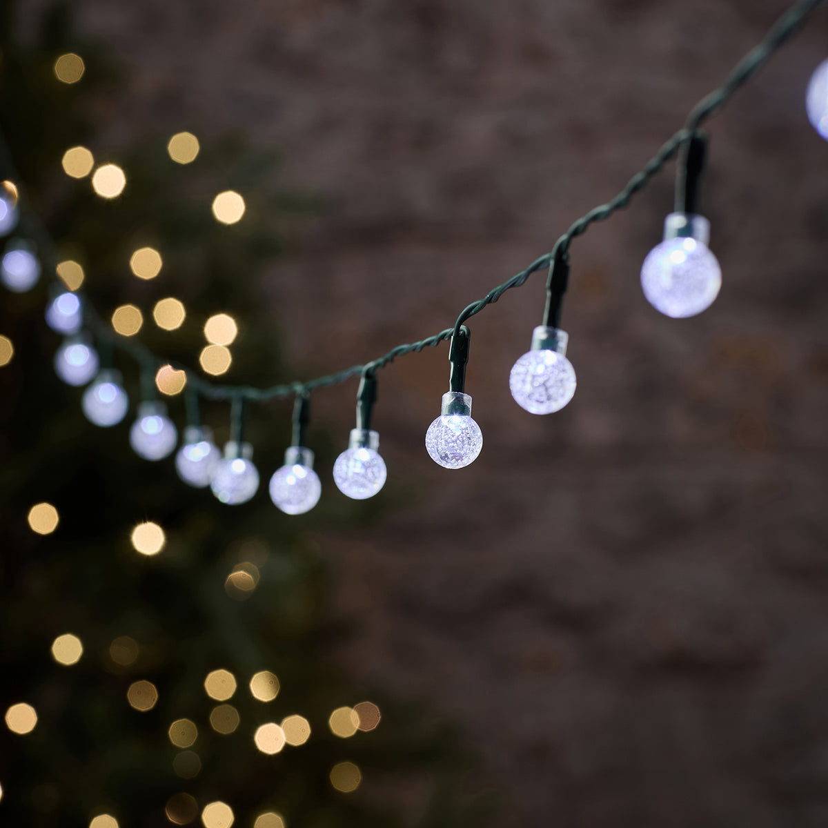 Guirlande Lumineuse d’Extérieur à 50 Baies Bulles Bicolores sur Câble Vert