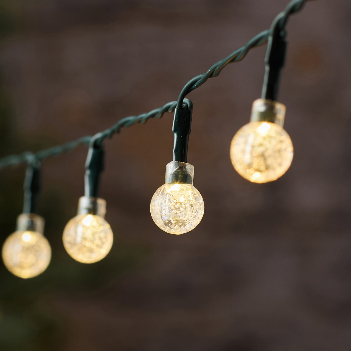 Guirlande Lumineuse d’Extérieur à 50 Baies Bulles Bicolores sur Câble Vert