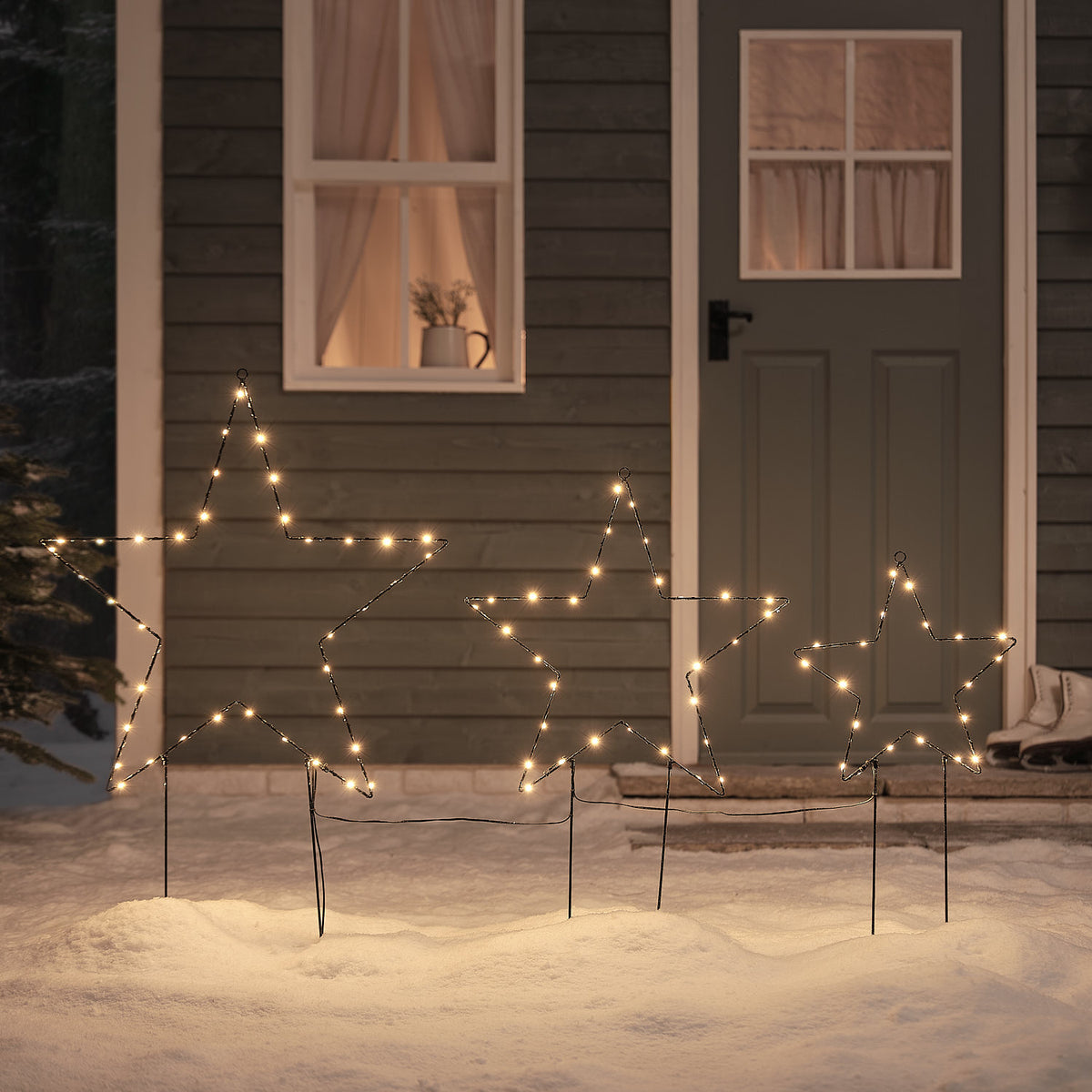 Lot de 3 Étoiles Lumineuses Noires à Planter ou à Suspendre