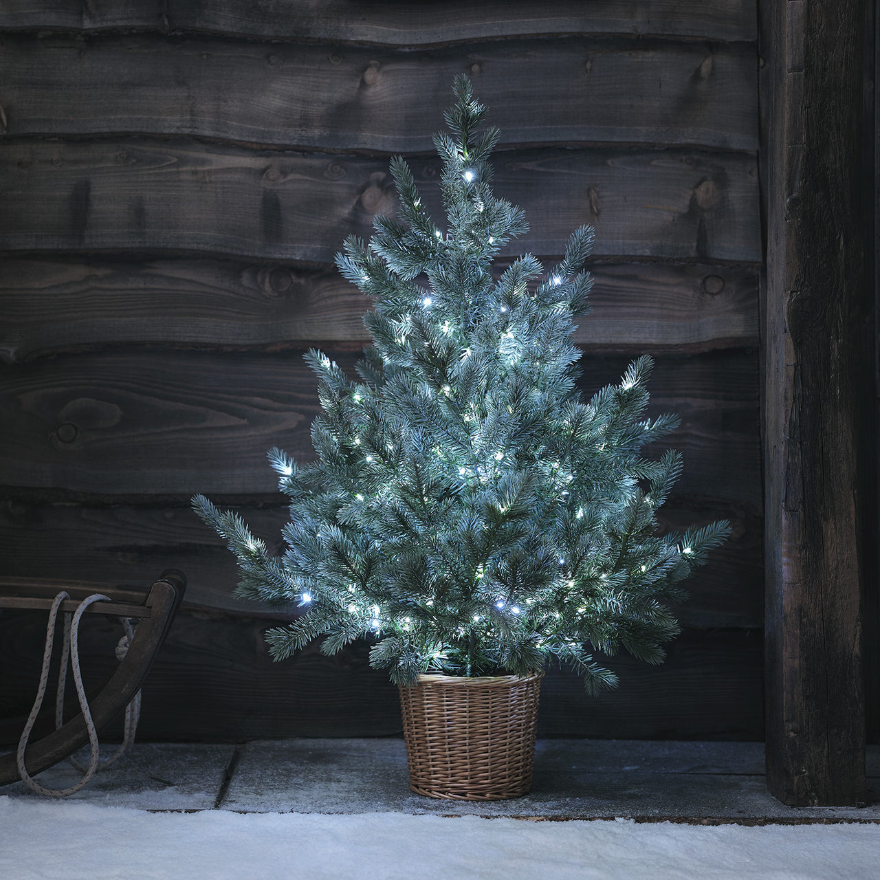 Sapin de Noël de 90 cm à LED Bicolores dans un Pot en Rotin