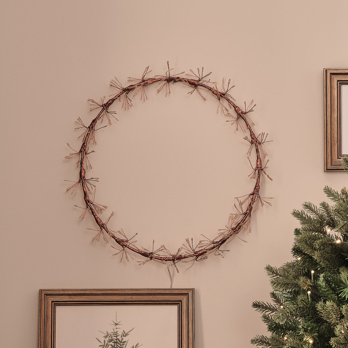 Couronne Lumineuse d’Extérieur Étoile Filante Dorée de 35 cm
