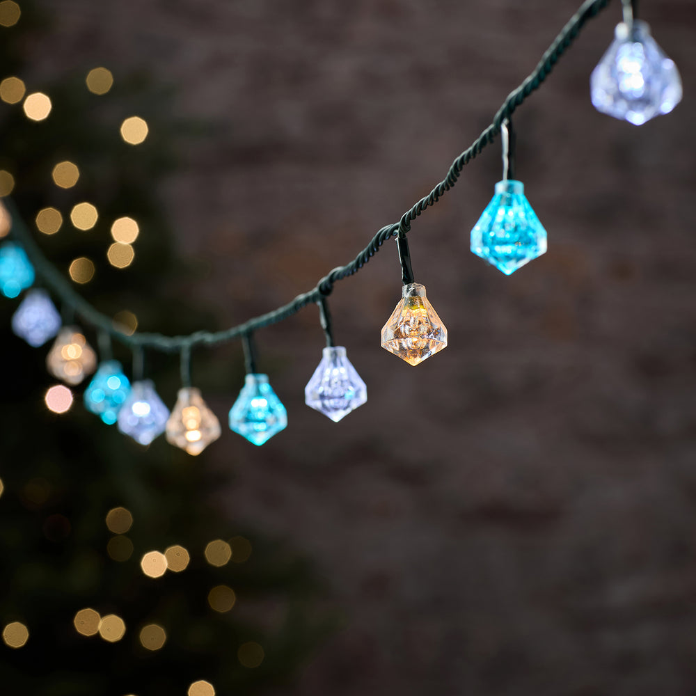 Guirlande Lumineuse d’Extérieur Raccordable de 15 m à Ampoules en Forme de Diamant Pastel