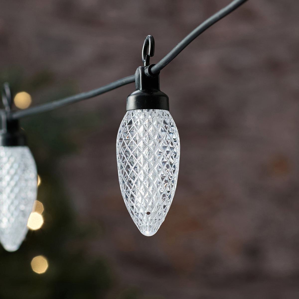 Guirlande Lumineuse d’Extérieur à 10 Pommes de Pin Blanc Chaud