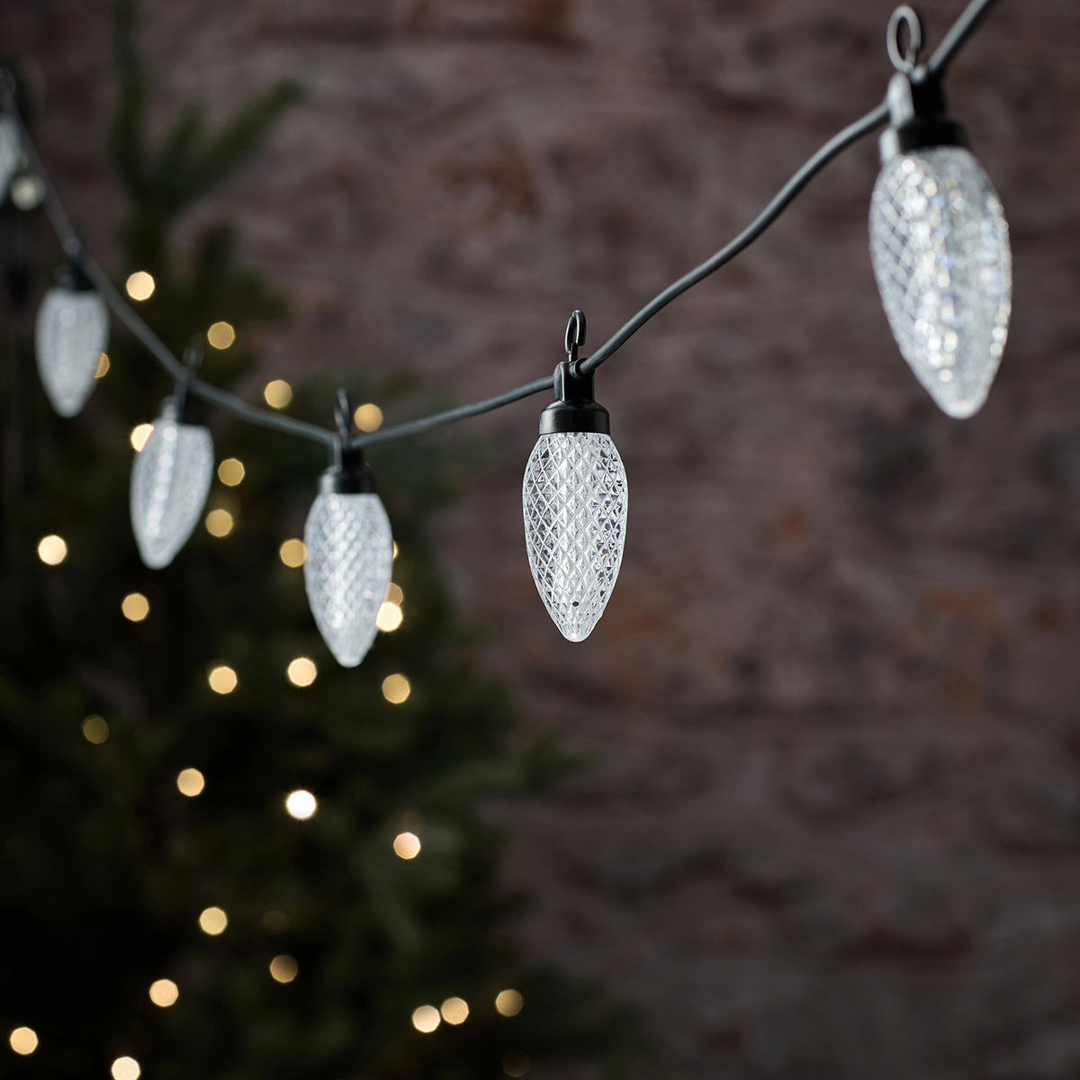 Guirlande Lumineuse d’Extérieur à 10 Pommes de Pin Blanc Chaud