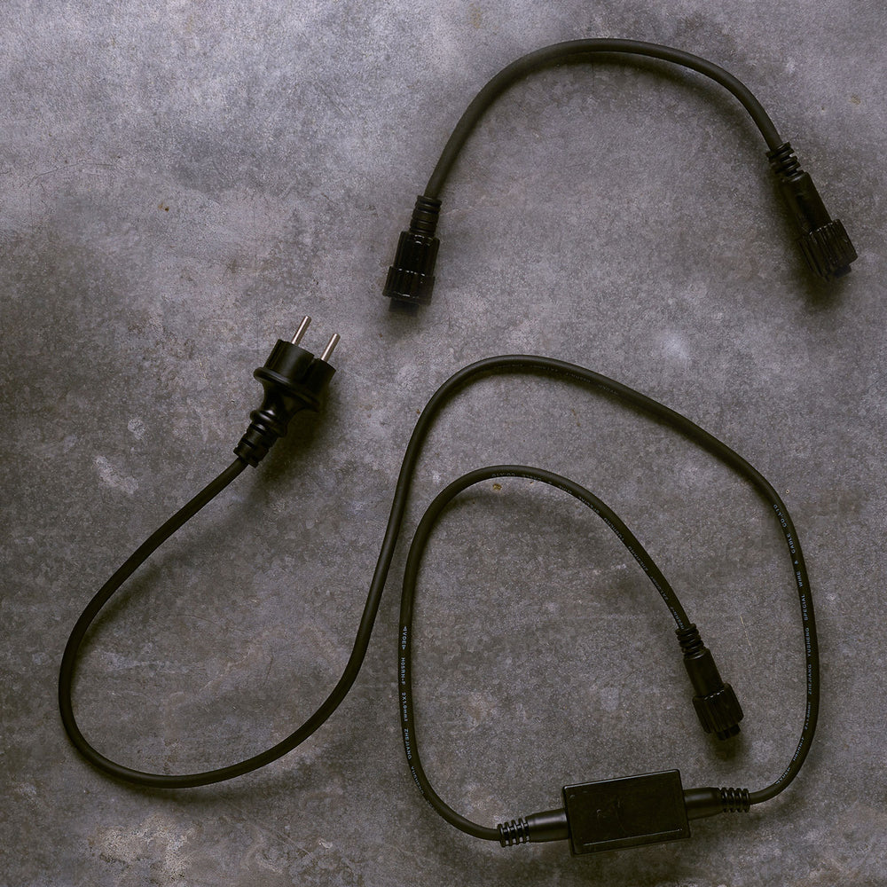 Prise Pro Connect Noire avec Câble convertisseur pour guirlandes IP44