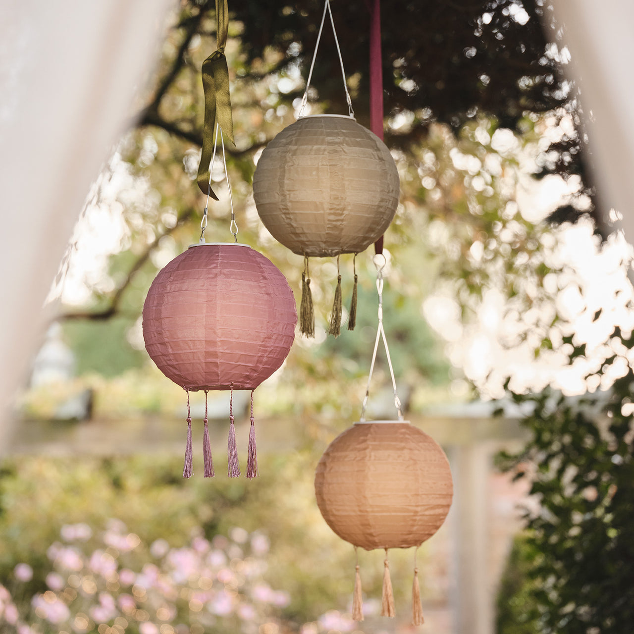 3 Lampions Solaires à Pampilles Lucena – Teintes Estivales