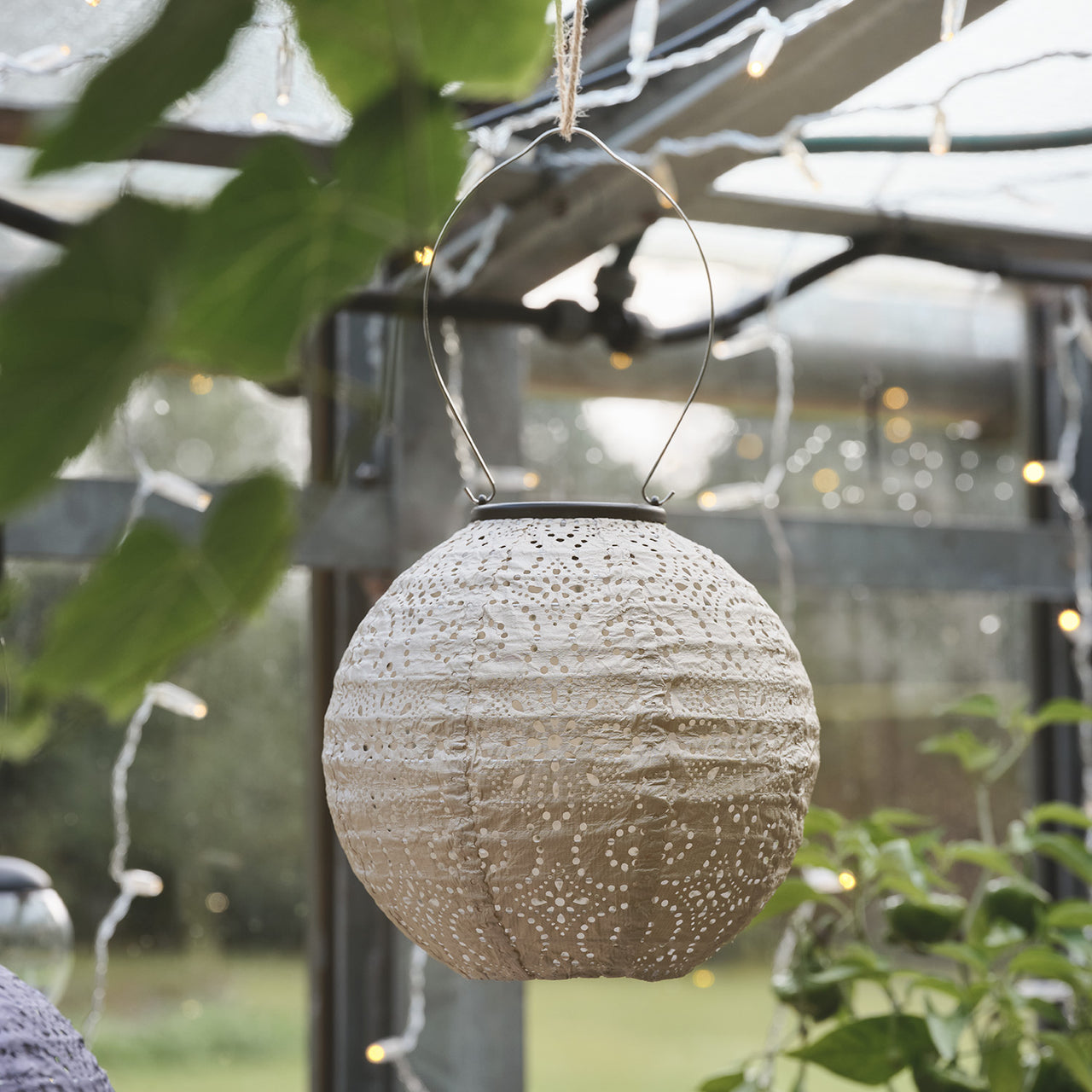 Lampions Solaires Scandinaves en Tyvek