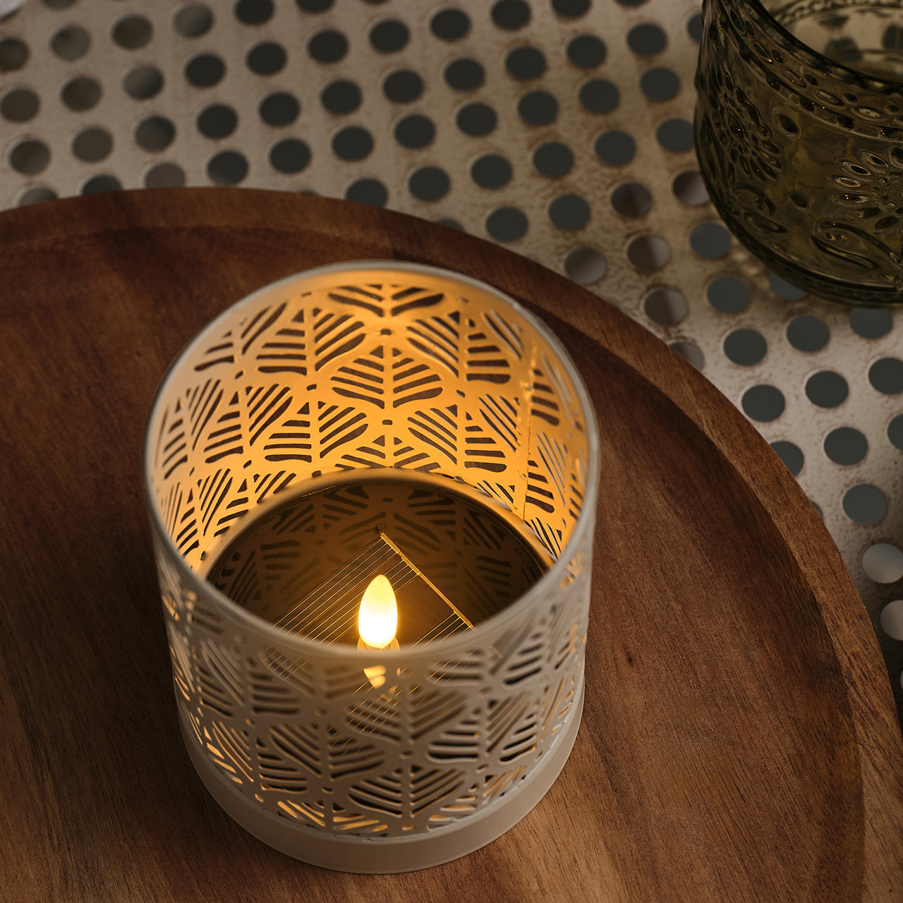 Lanterne Solaire en Métal à Motifs Découpés