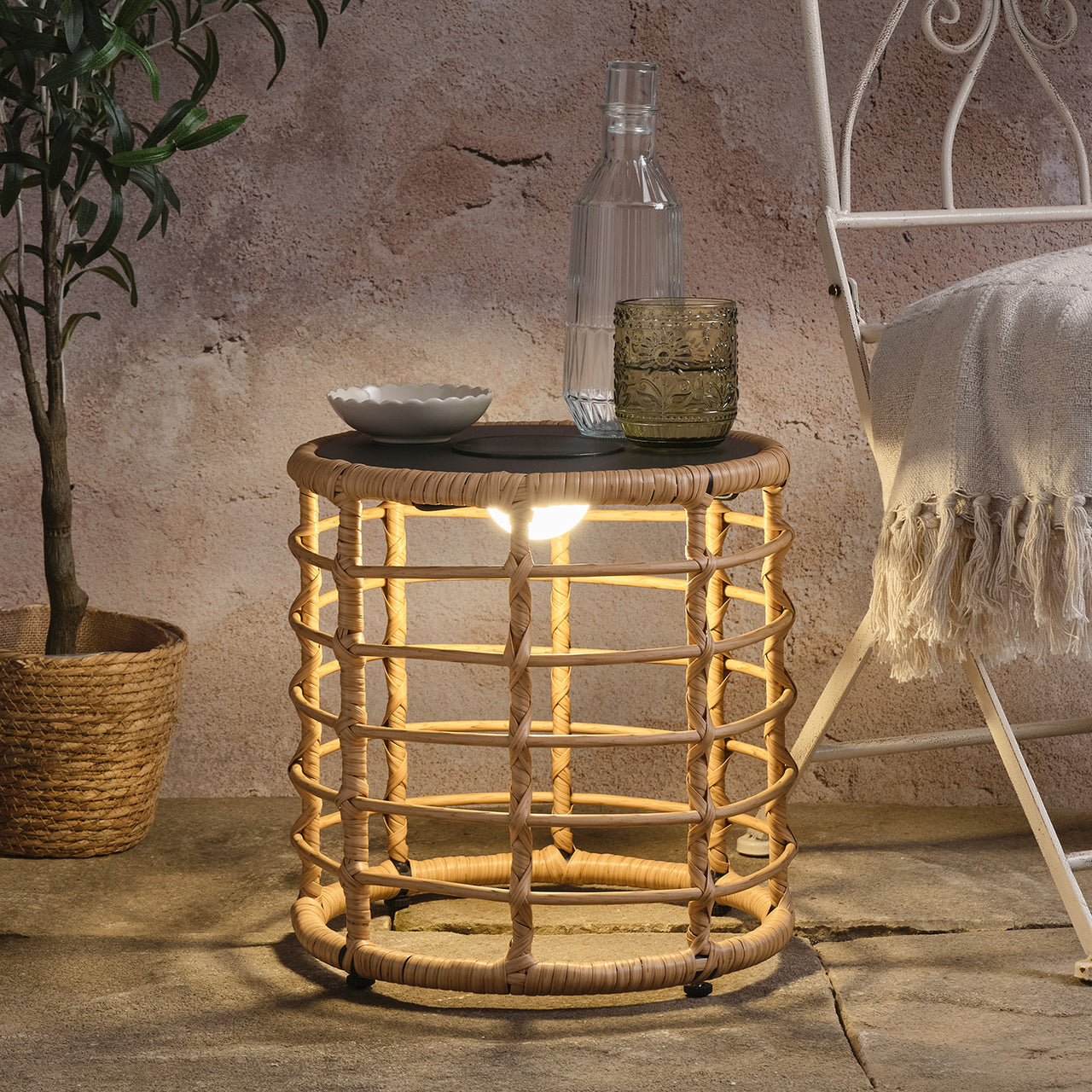 Table d’Appoint Solaire Hygge pour Jardin