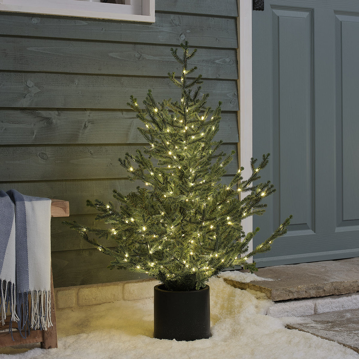 Sapin de Noël d’Extérieur Pré-éclairé en Pot, Feuillage Style Grandis, 90 cm
