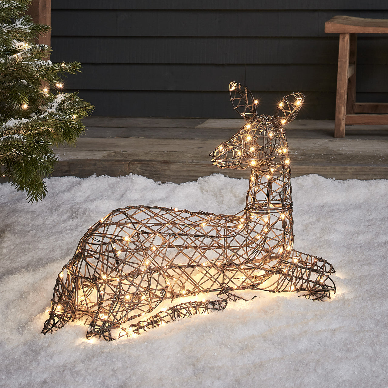 Biche de Noël Lumineux Studley en Rotin, Couchée, 24v