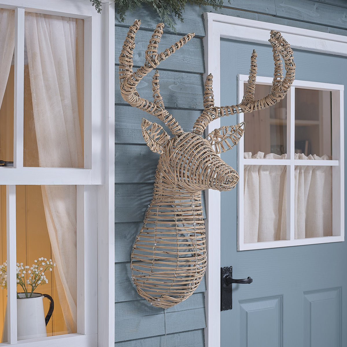 Tête de Cerf Lumineuse Leyburn de 87 cm en Rotin à 230 LED Bicolores