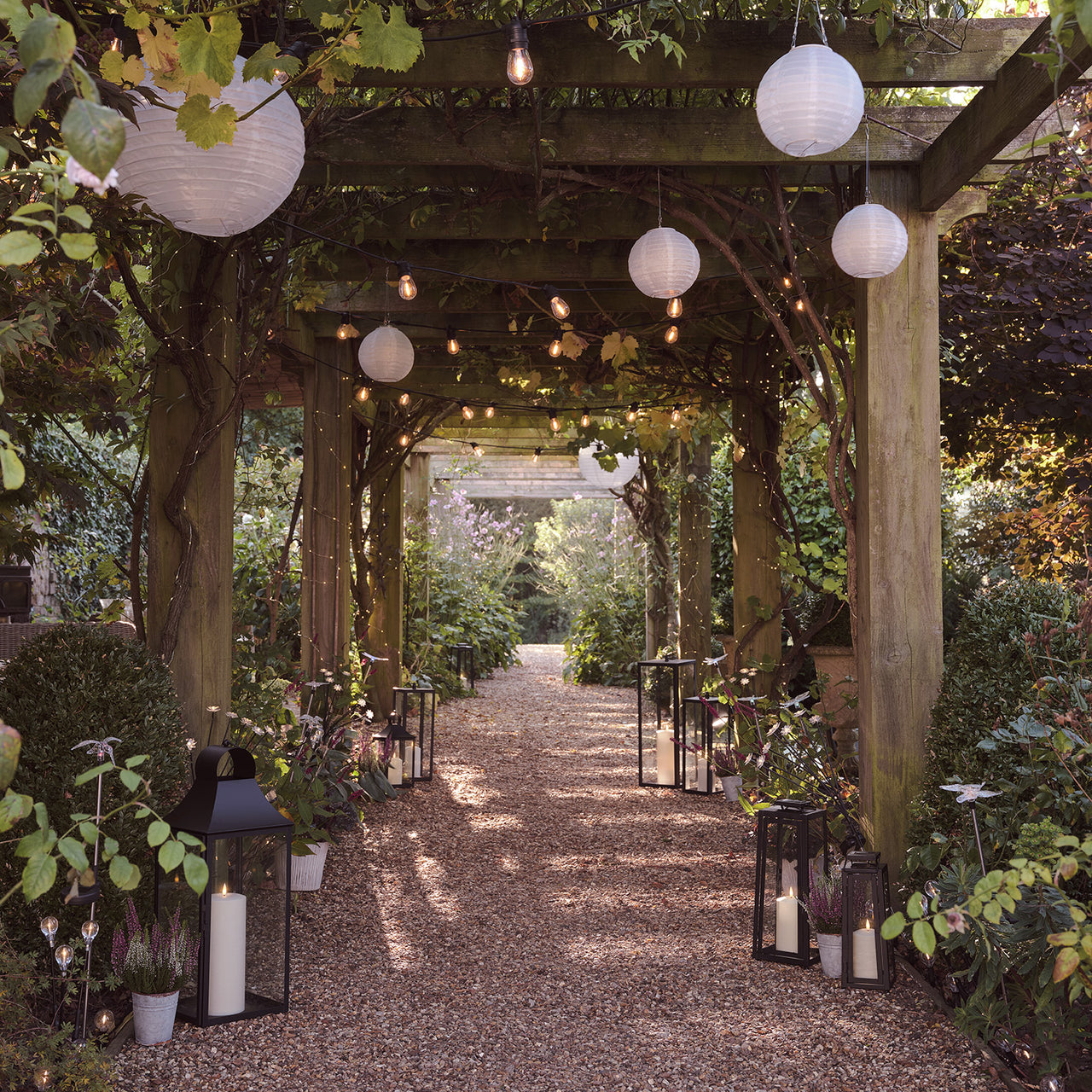 Grande Lanterne Solaire Porto avec Bougie LED TruGlow®