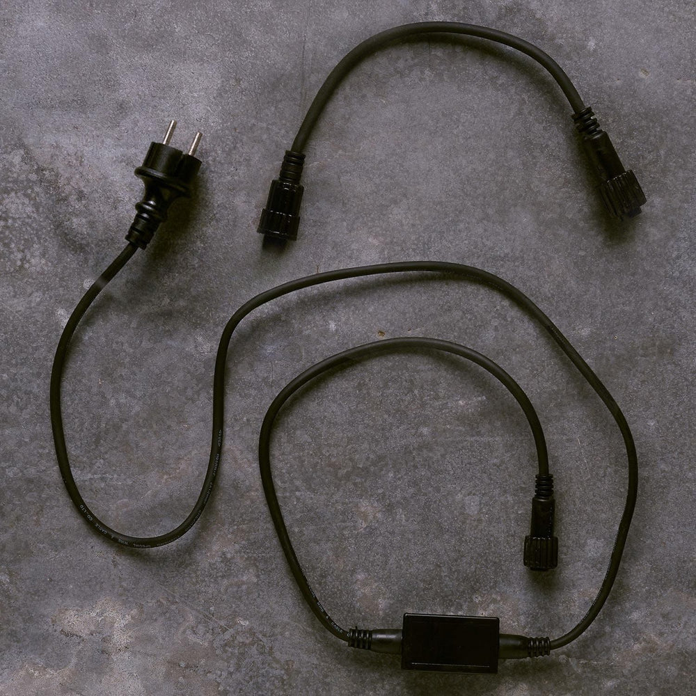 Prise Pro Connect Noire avec Câble convertisseur pour guirlandes IP44