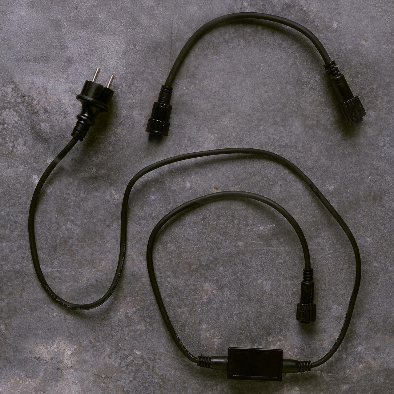 Prise Pro Connect Noire avec Câble convertisseur pour guirlandes IP44