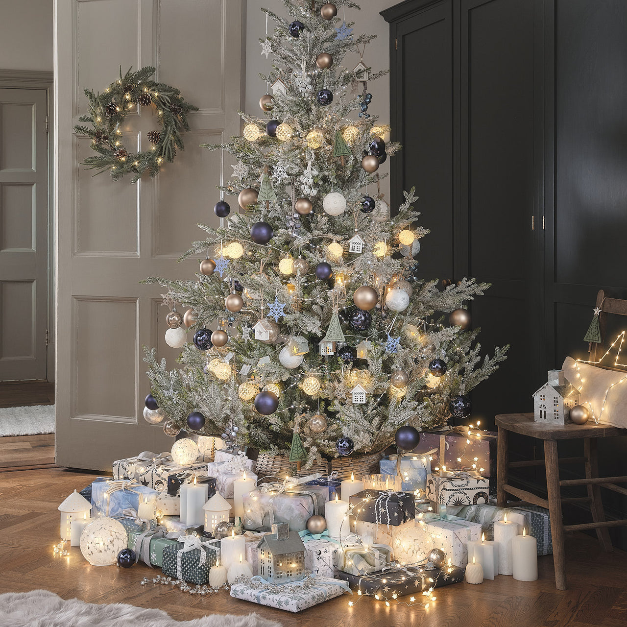 Maison Décorative en Métal avec Bougie Votive TruGlow®