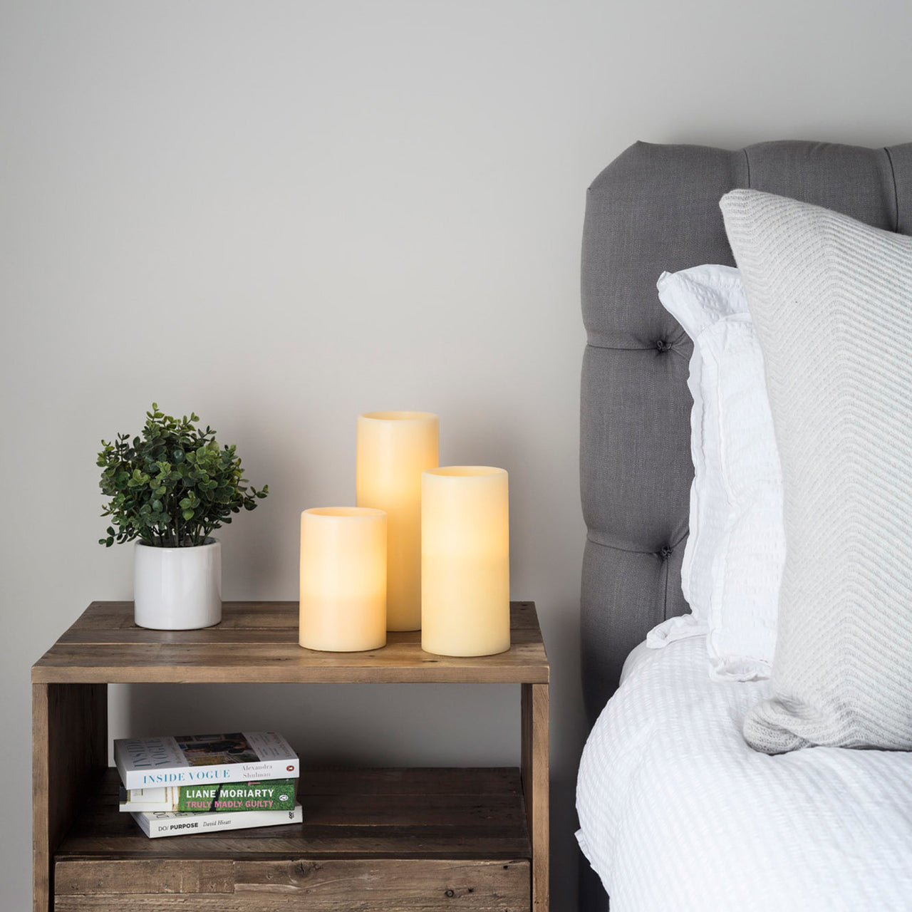 Petite Bougie Pilier LED à Piles en Cire avec Minuterie