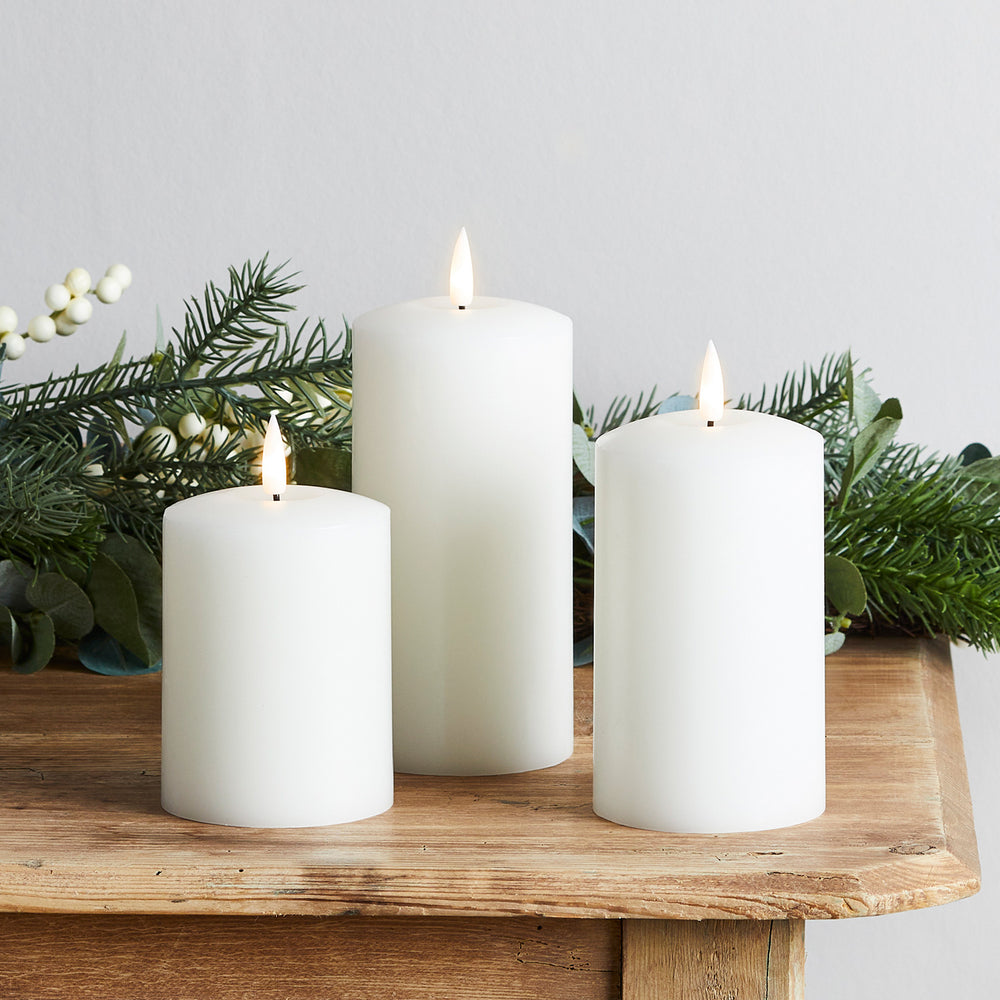3 Bougies Piliers TruGlow® Blanches avec Télécommande