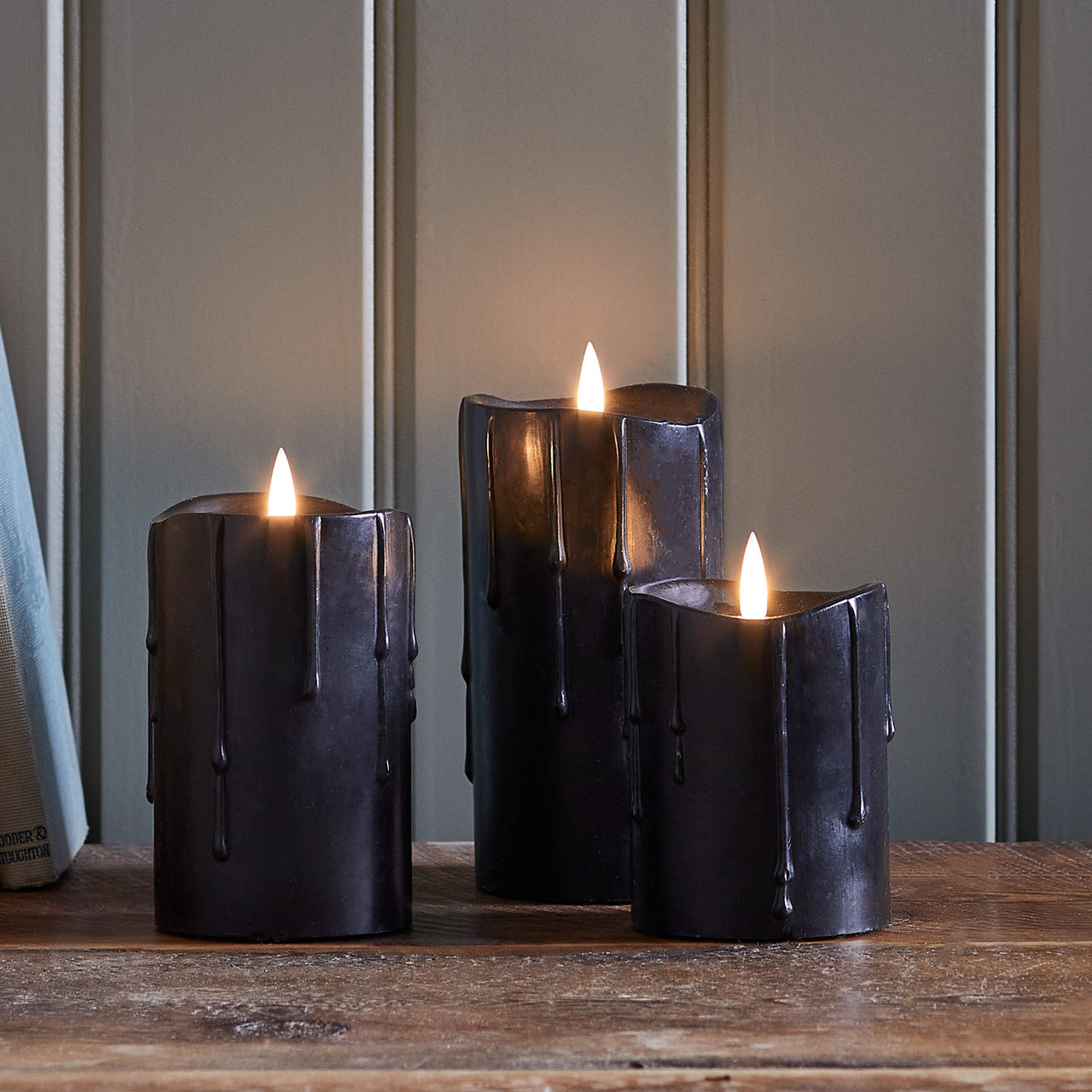 3 Bougies Piliers TruGlow® Noires à LED avec Cire Coulante