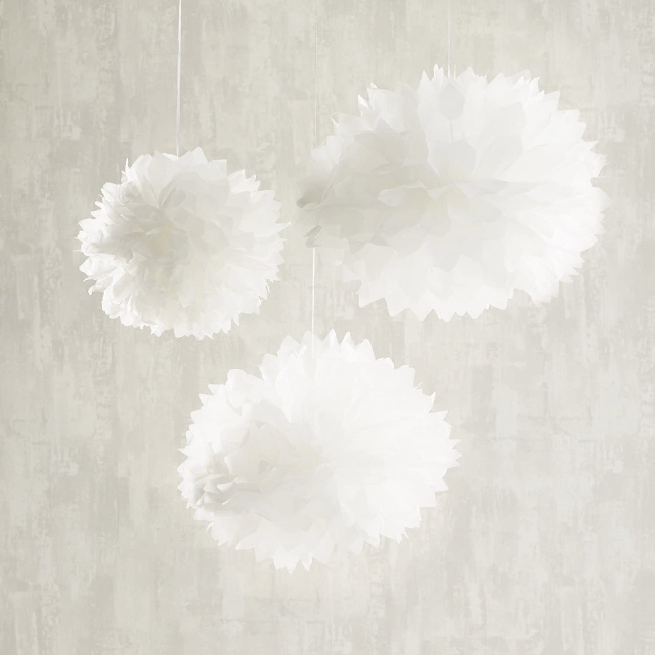 Lot de 9 Pompons en Papier Blancs et Ivoires