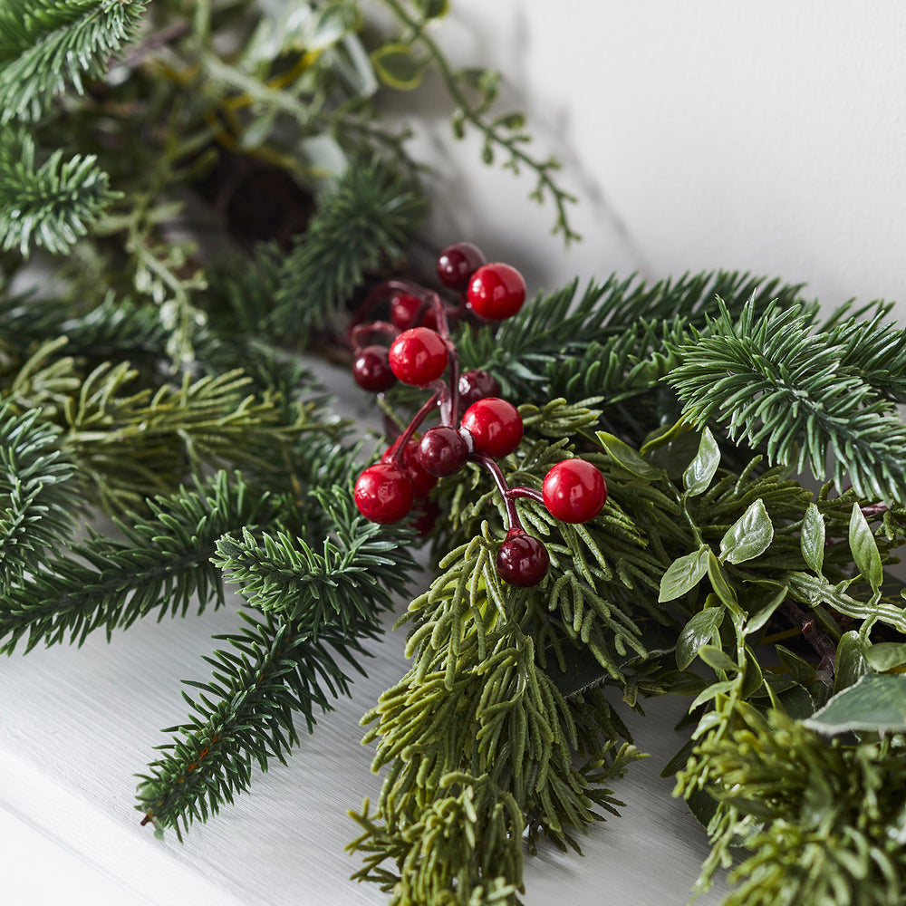 Guirlande de Noël Pin et Baies Rouges de 2m