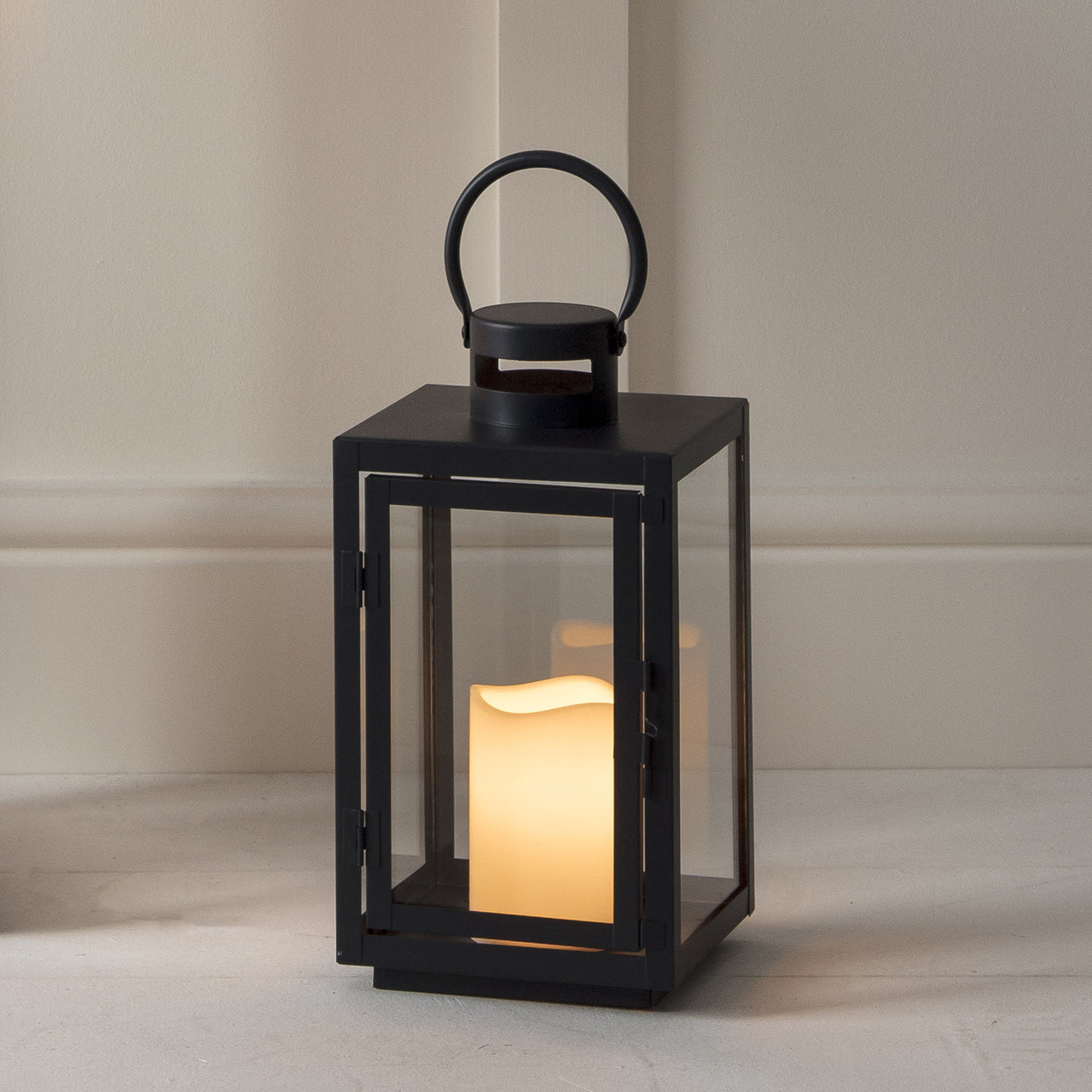 Lights4fun Lanterne Blanche avec Bougie LED à Piles pour Intérieur, 30cm :  : Cuisine et Maison