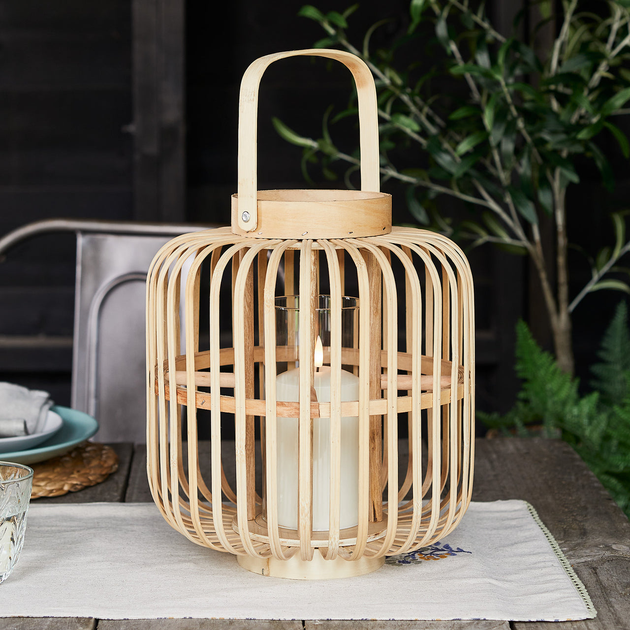 Grande Lanterne en Bambou avec Bougie TruGlow®