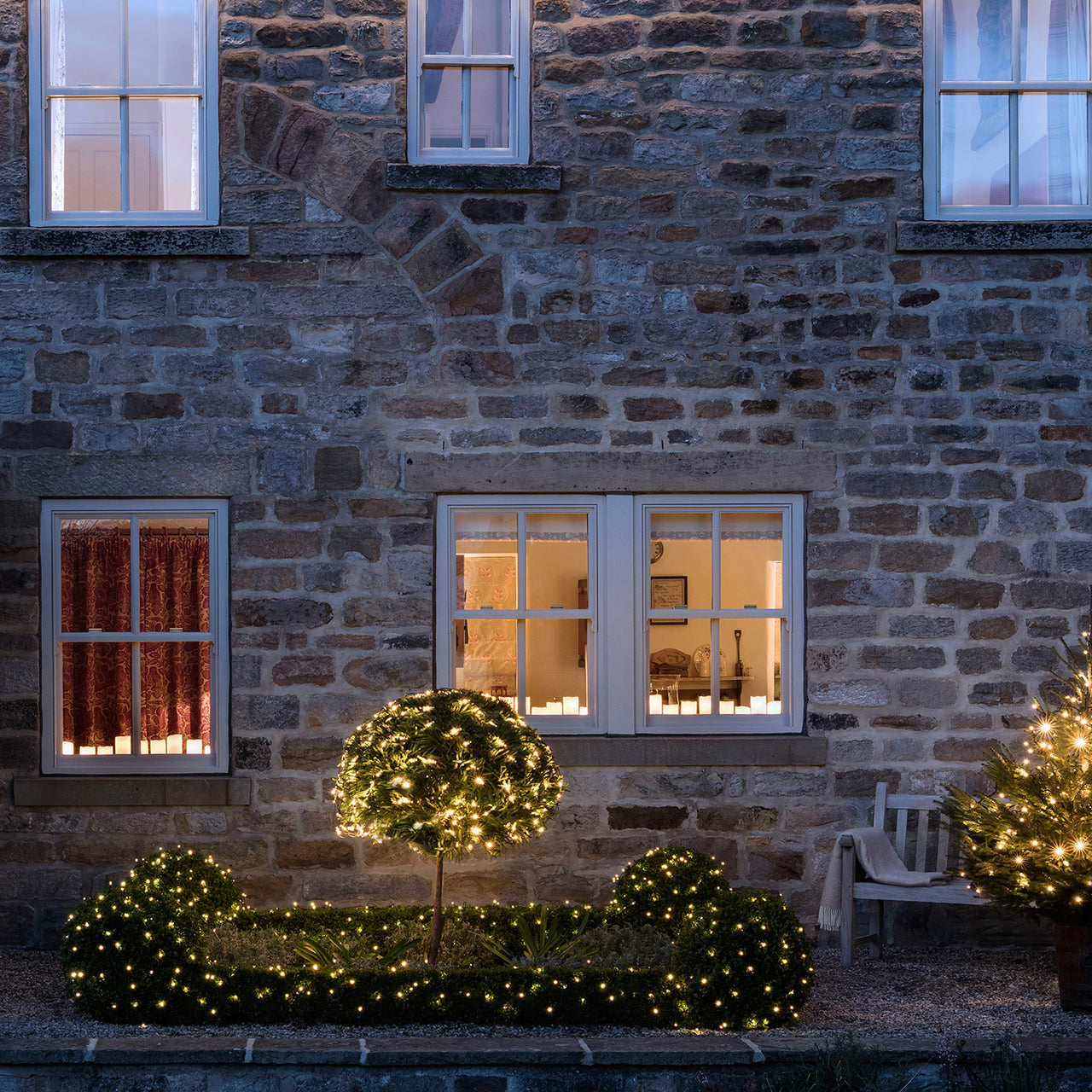 Guirlande Lumineuse à Piles 100 LED Blanc Chaud sur Câble Vert Foncé