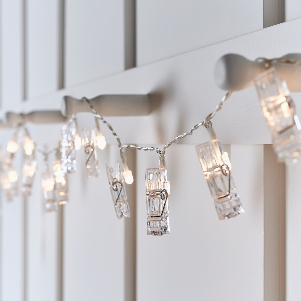 Guirlande Lumineuse LED à Piles avec 20 Pinces à Linge