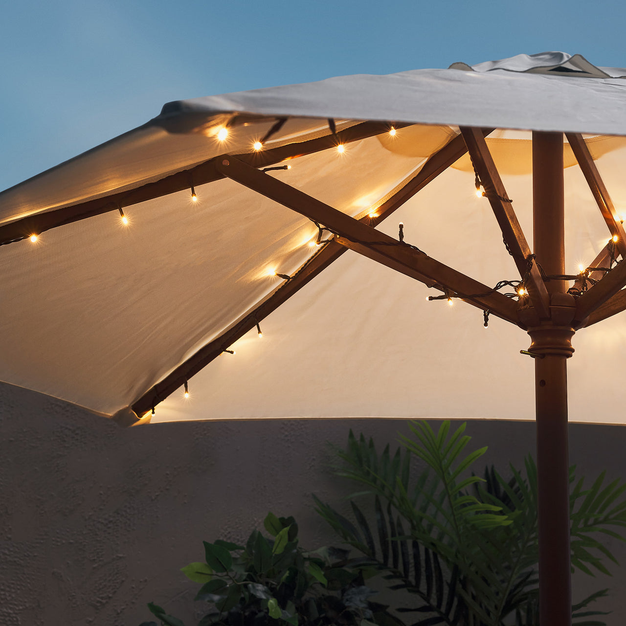 Guirlande Lumineuse pour Parasol à 80 LED Blanc Chaud