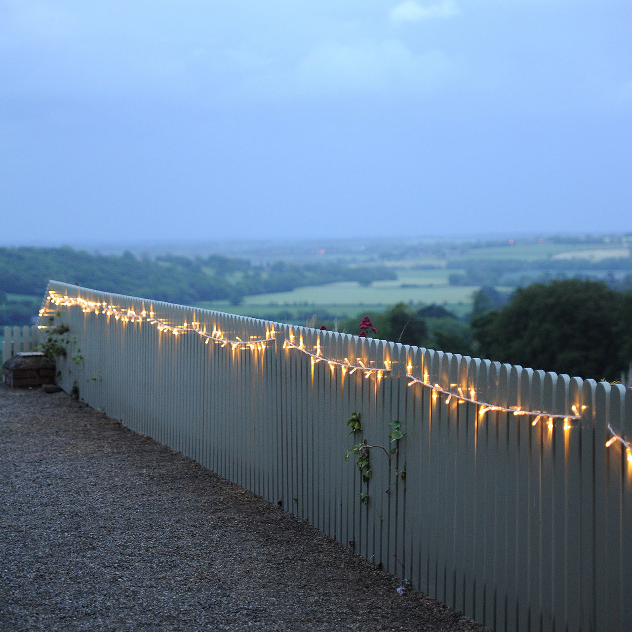 marque generique - Guirlande Lumineuse Pile avec Télécommande - 10M 100  Micro LED - Blanc chaud - Etanche IP 65 - Guirlande décorative pour Noël,  Maiso - Guirlandes lumineuses - Rue du Commerce