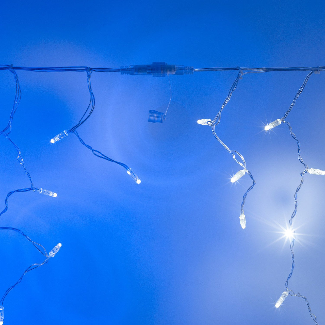 Guirlande Stalactite 14m 448 LED Blanche Câble Transparent Raccordable Série Cœur