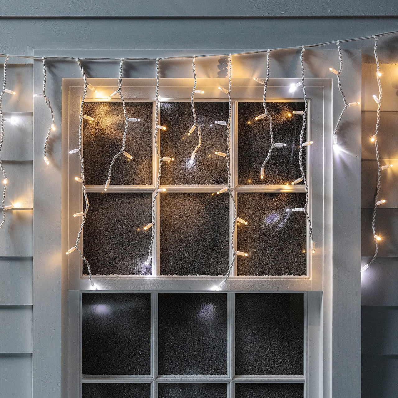 Guirlande Stalactite 32m 1600 LED Blanc Chaud Scintillante Câble Blanc Raccordable Série Pro