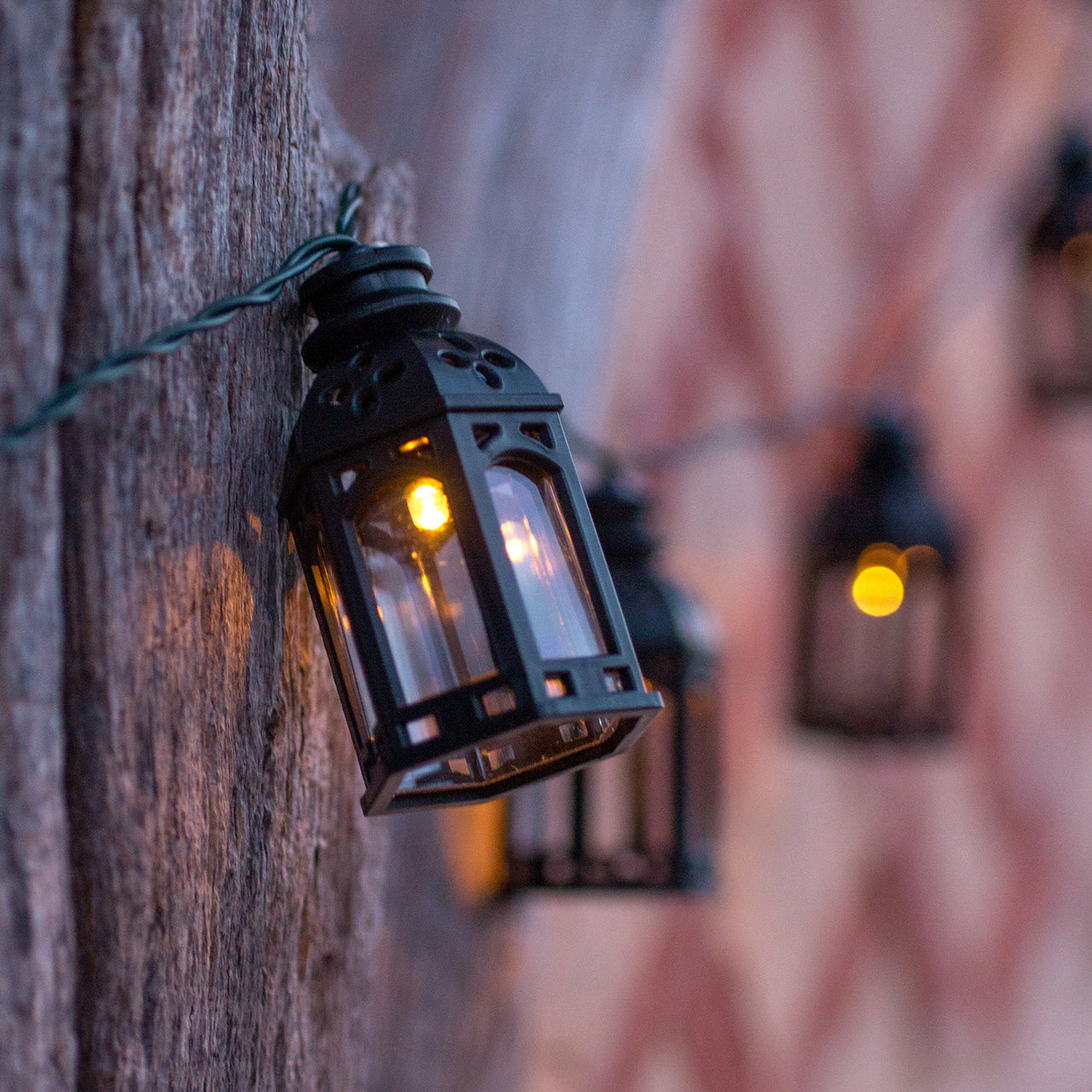 Guirlande Lumineuse LED Solaire de 16 Lanternes Marocaines