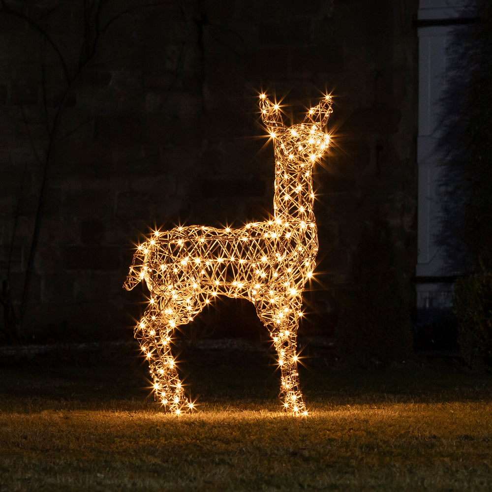 Biche de Noël Lumineuse en Rotin