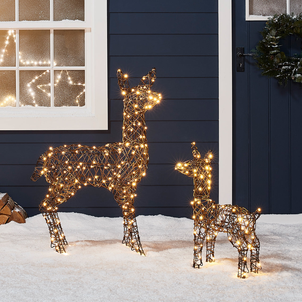 Biche de Noël Lumineuse en Rotin