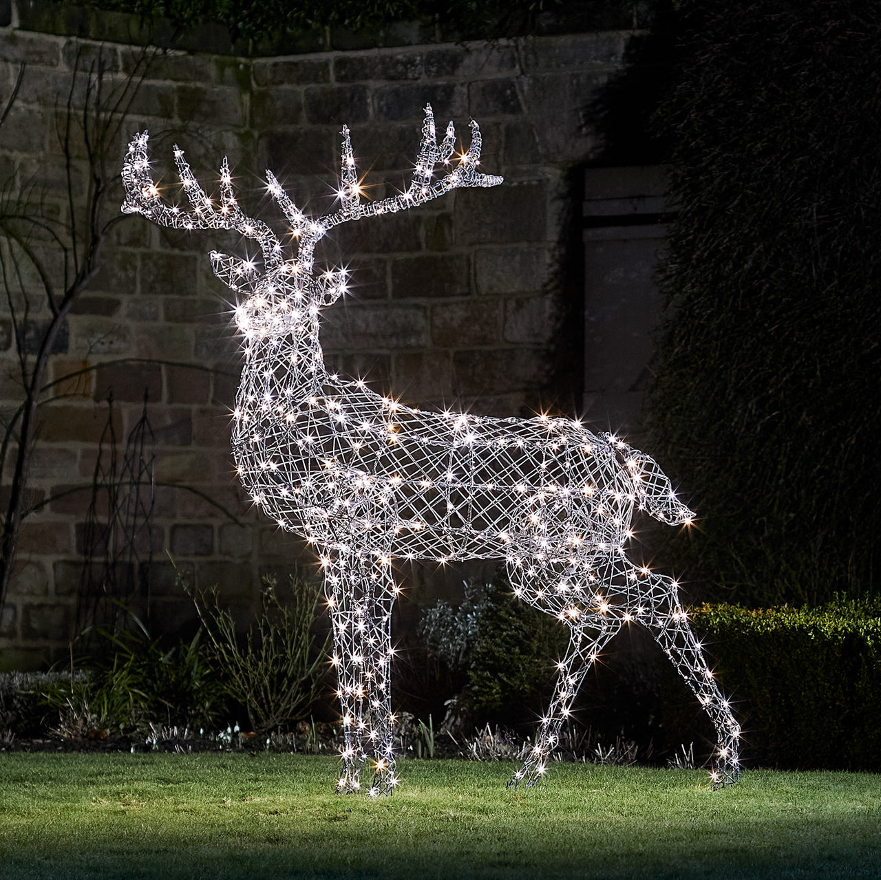 Grand Renne de Noël Harlow en Rotin 400 LED Bicolore